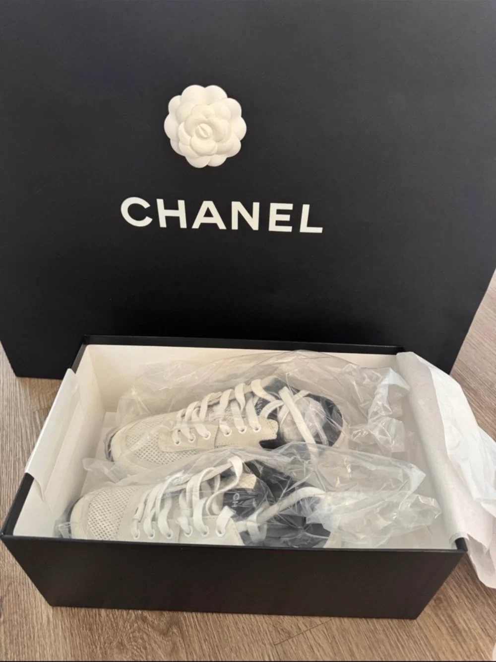 CHANEL Cream and Black Lace-Up Chunky Sneaker - Picture 4 of 8